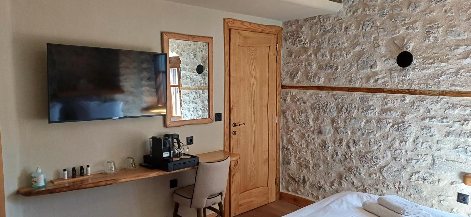 Casagli Luxury Suites ดีมิตซานา ภายนอก รูปภาพ